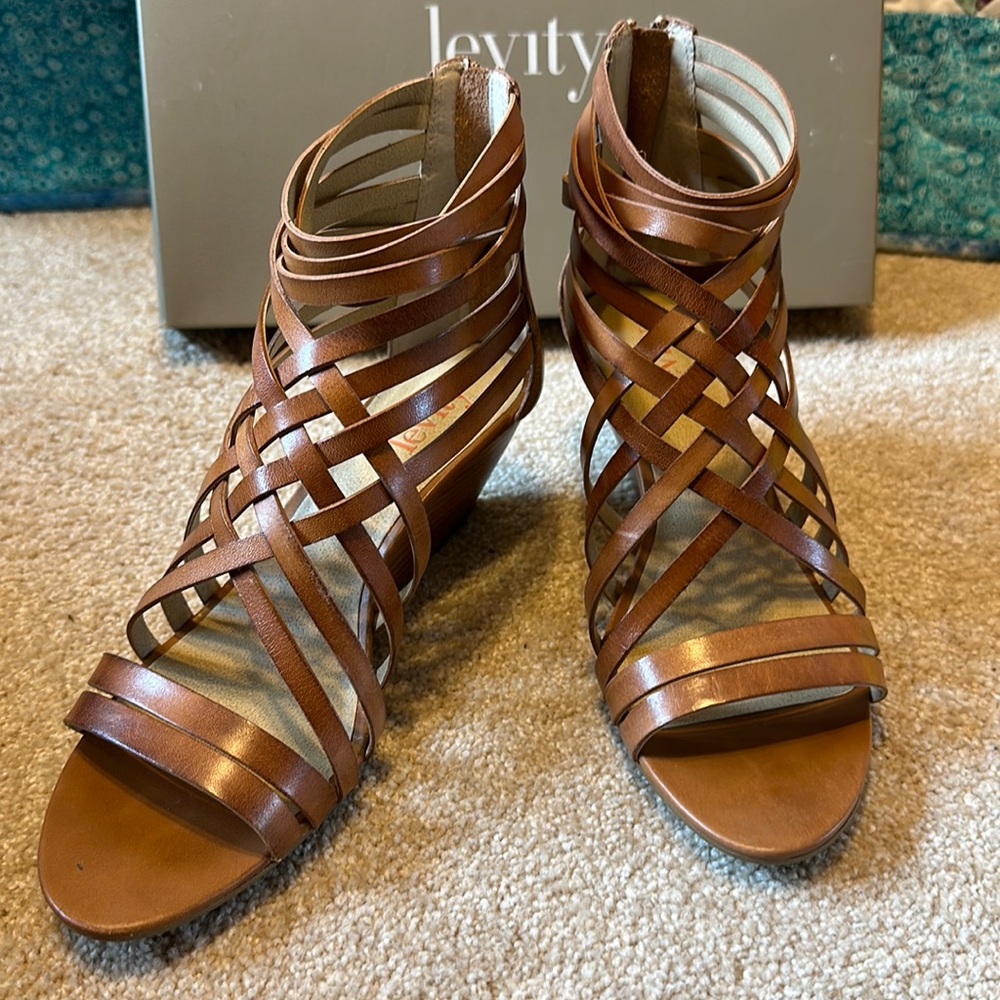 Levity sandals